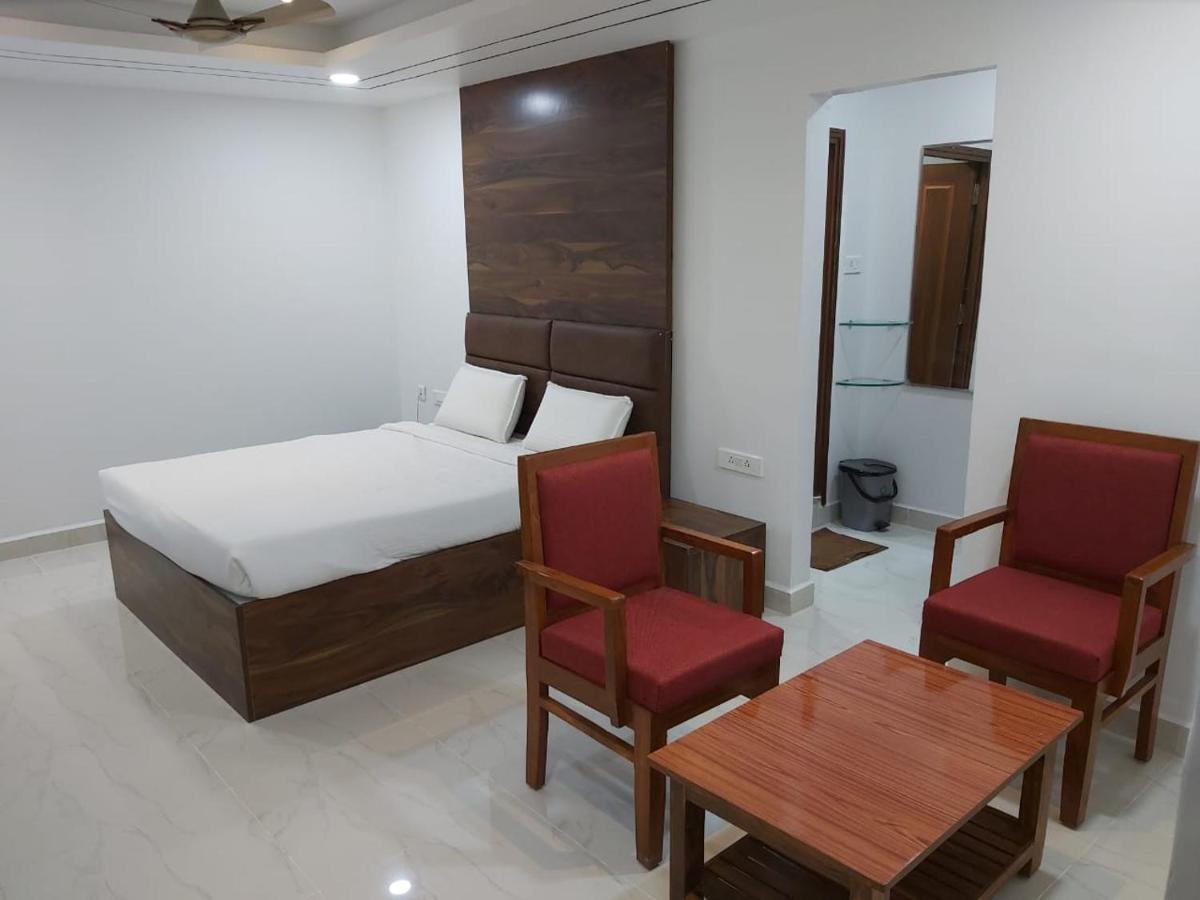 Sahasara DLA AC Rooms Warangal Exterior foto